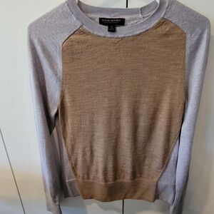 Banana Republic Beige and Light Gray Sweater